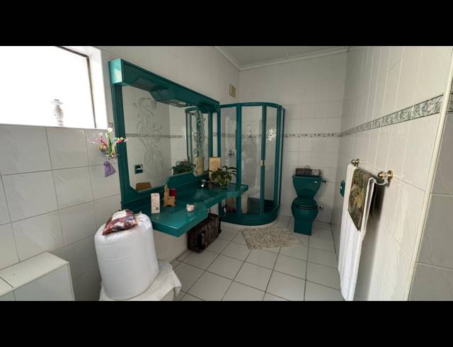 4 BEDROOM FREESTANDING FOR SALE IN ORIENT HEIGHTS